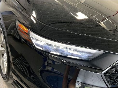 Used 2023 Honda Accord LX image 32