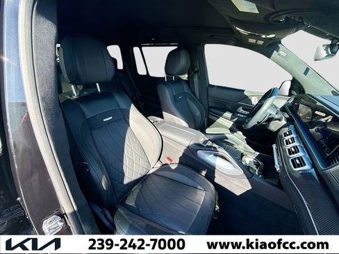 Used 2025 Mercedes-Benz GLS 63 AMG AMG GLS 63 image 16