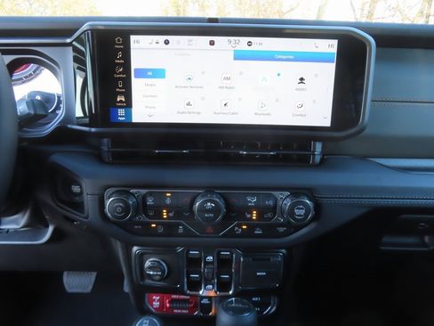 New 2026 Jeep Gladiator Mojave w/ Safety Group image 5