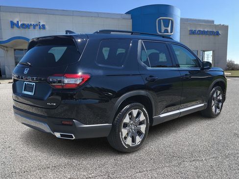 New 2026 Honda Pilot Elite image 4