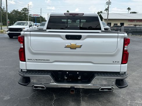 Used 2022 Chevrolet Silverado 1500 LTZ w/ LTZ Premium Package AWD/4WD image 6
