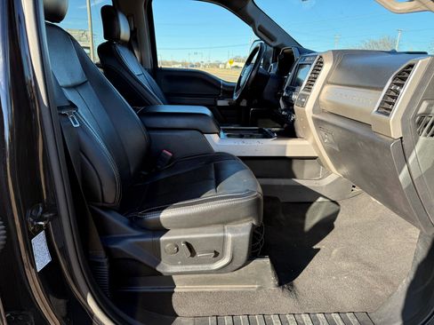 Used 2020 Ford F250 Lariat w/ Tremor Off-Road Package image 22