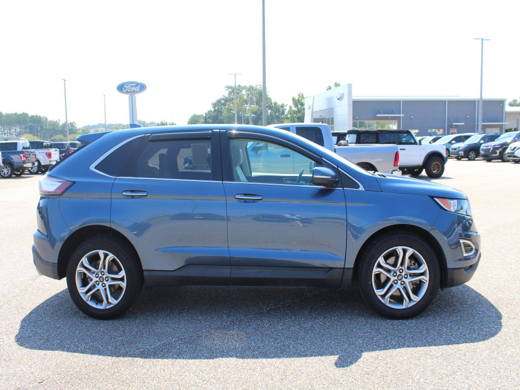 Used 2018 Ford Edge Titanium w/ Ford Safe & Smart Package FWD image 6