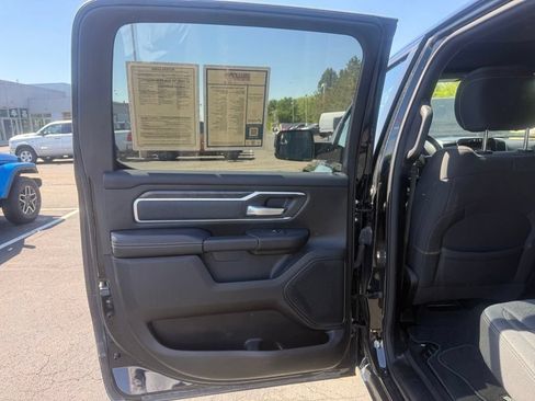 Used 2023 RAM 1500 Big Horn AWD/4WD image 39