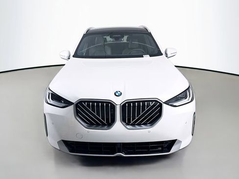 New 2026 BMW X3 xDrive30 w/ Premium Package image 2