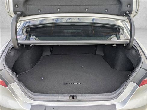 Used 2018 Toyota Camry XSE image 6