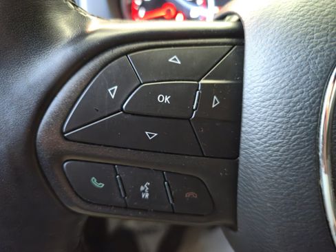 Used 2022 Dodge Charger SXT w/ Plus Group RWD image 25