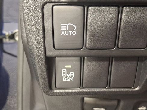 Used 2018 Lexus IS 300 AWD image 25