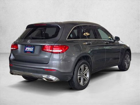Used 2019 Mercedes-Benz GLC 300 4MATIC image 5