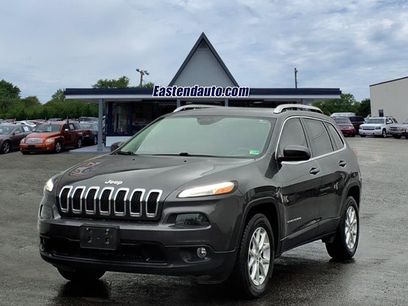 Used 2016 Jeep Cherokee Latitude w/ Comfort/Convenience Group