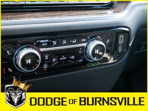 Used 2023 GMC Sierra 1500 SLE image 22