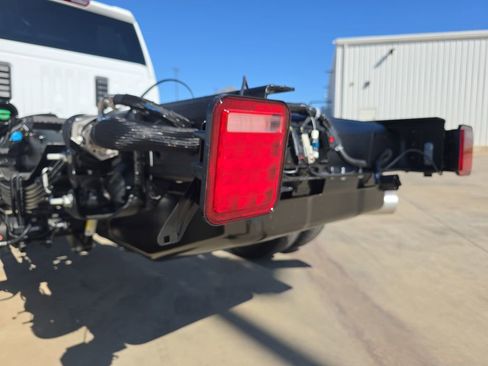 New 2026 Chevrolet Silverado 3500 W/T image 30