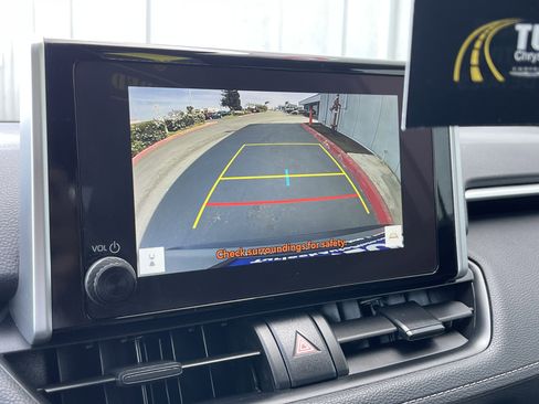 Used 2024 Toyota RAV4 LE image 30