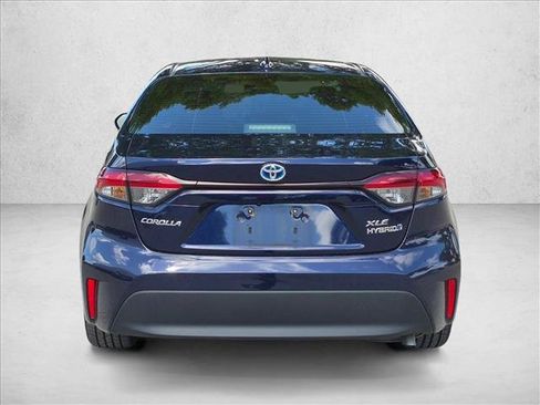 Used 2024 Toyota Corolla XLE FWD image 6
