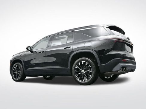 Certified 2025 Chevrolet Traverse LT w/ Sun and Wheel Package image 37