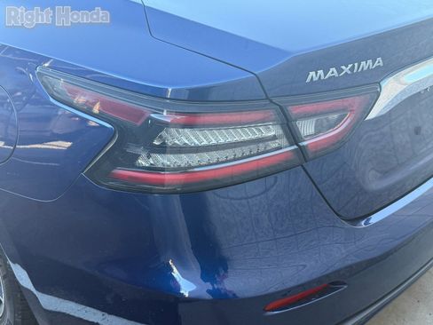 Used 2023 Nissan Maxima SV w/ Floor Mat Group image 11