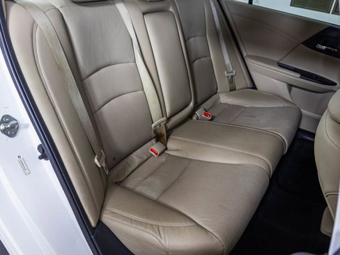 Used 2014 Honda Accord EX-L image 41