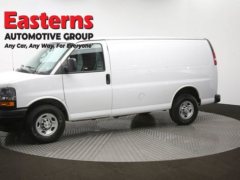 Used 2019 Chevrolet Express 2500 w/ Driver Convenience Package image 57
