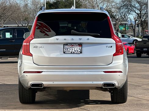 Used 2019 Volvo XC90 T6 Momentum w/ Advanced Package image 5