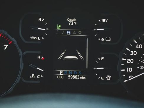 Used 2021 Toyota Tundra SR5 w/ SX Package AWD/4WD image 8