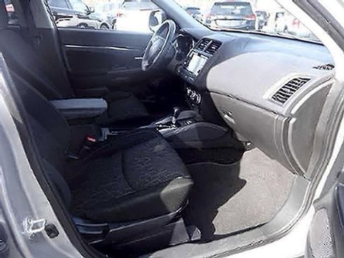 Used 2024 Mitsubishi Outlander Sport AWD image 12