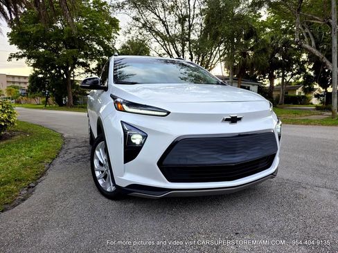 Used 2022 Chevrolet Bolt EUV LT w/ Driver Confidence Package image 69