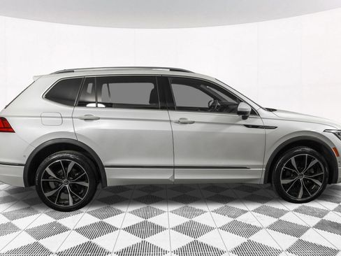 Used 2023 Volkswagen Tiguan SEL R-Line AWD/4WD image 13