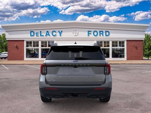 New 2026 Ford Explorer Active AWD/4WD image 6