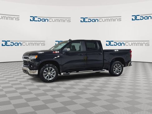 New 2026 Chevrolet Silverado 1500 LT w/ Z71 Off-Road Package AWD/4WD image 6