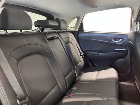 Used 2022 Hyundai Kona Limited image 13