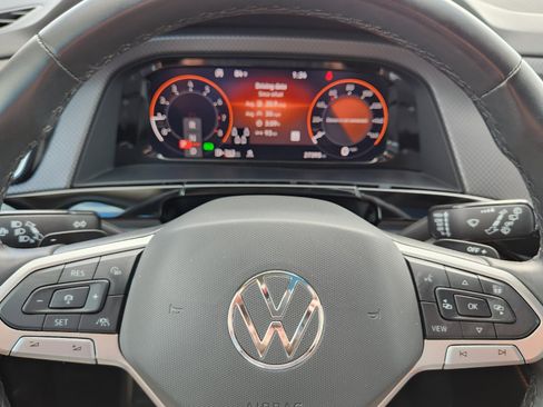 Used 2024 Volkswagen Atlas Peak Edition SEL image 19