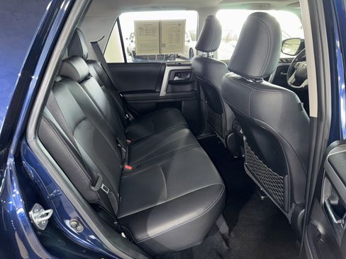 Used 2022 Toyota 4Runner Limited RWD image 12