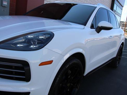 Used 2020 Porsche Cayenne image 43