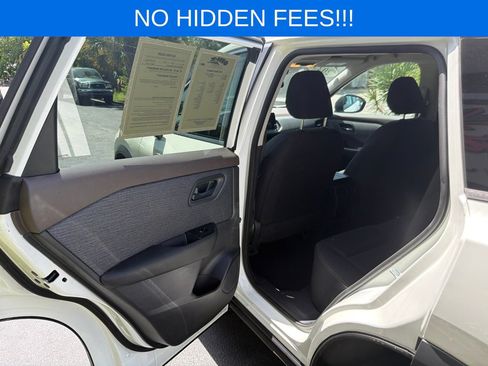 Used 2023 Nissan Rogue S FWD image 33