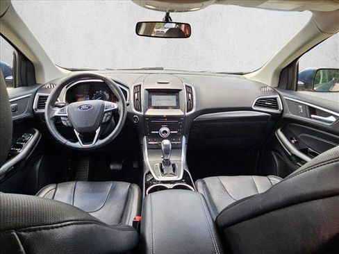 Used 2018 Ford Edge Titanium w/ Equipment Group 301A FWD image 12