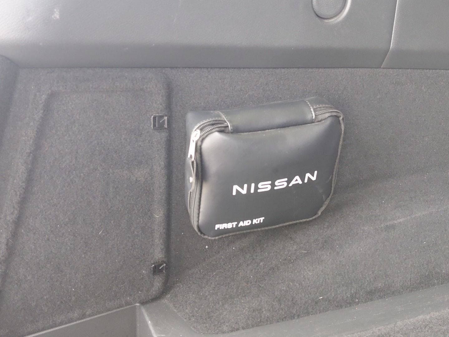 Used 2024 Nissan Rogue SV FWD image 25