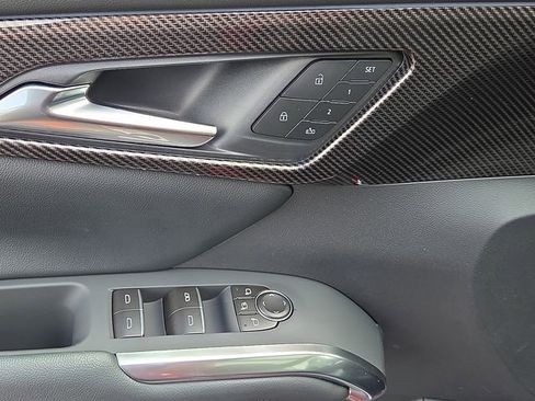 New 2026 Chevrolet Traverse High Country FWD image 10
