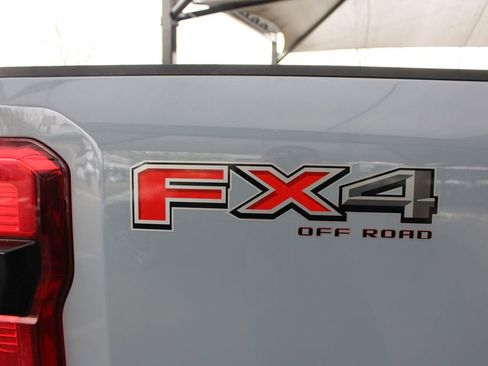 Used 2025 Ford F250 Lariat w/ FX4 Off-Road Package AWD/4WD image 75