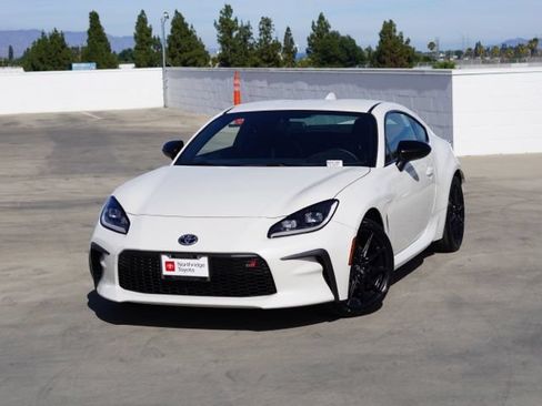 Used 2022 Toyota GR86 Premium w/ ALL Weather Mat Package (TMS) RWD image 5