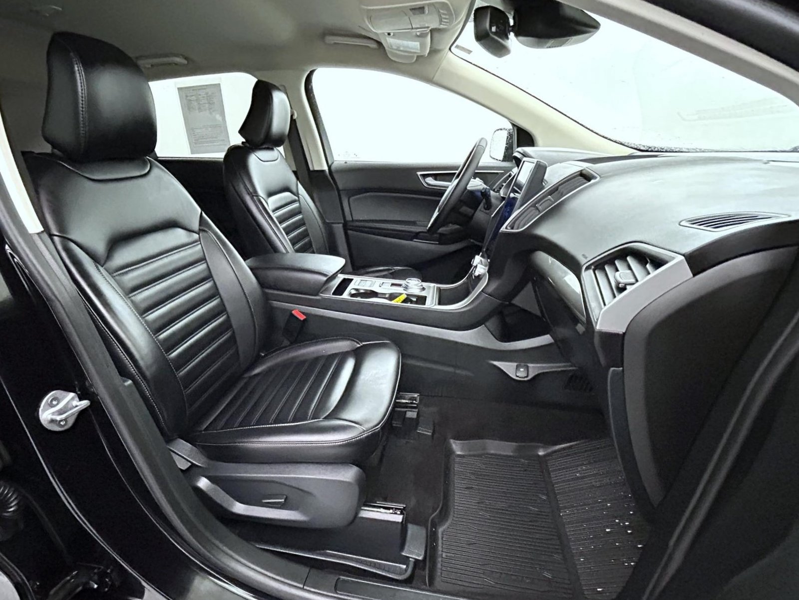 Used 2024 Ford Edge SEL w/ Convenience Package AWD/4WD image 15