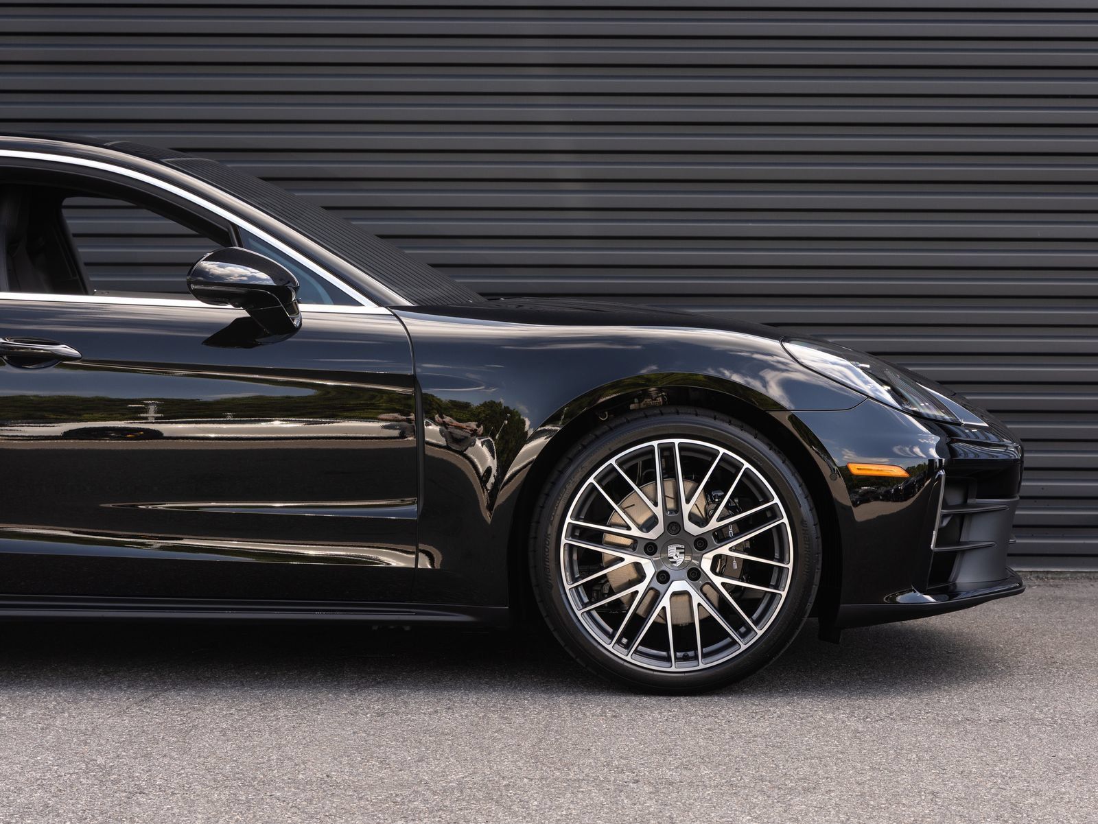 Certified 2026 Porsche Panamera RWD image 9