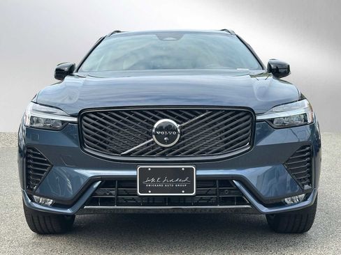 New 2026 Volvo XC60 B5 Plus w/ Protection Package Premier image 8