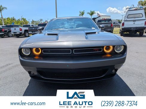 Used 2015 Dodge Challenger R/T Plus RWD image 8