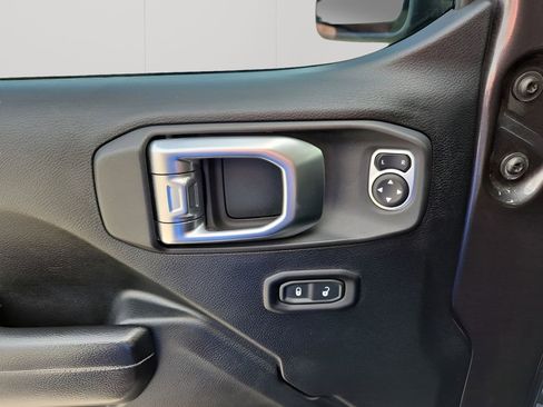 Used 2019 Jeep Wrangler Unlimited Sport S image 27