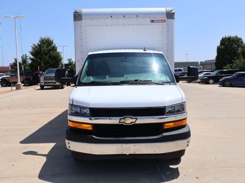 Used 2020 Chevrolet Express 3500 w/ Power Convenience Package RWD image 7