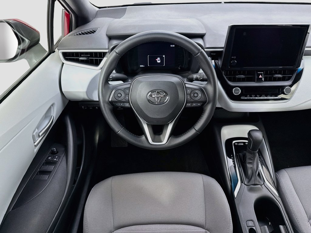 Used 2026 Toyota Corolla SE w/ Carpet Mat Package (TMS) FWD image 10