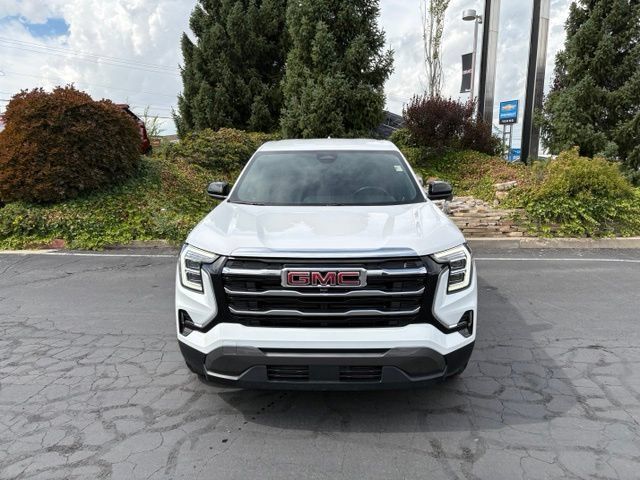 Used 2026 GMC Terrain Elevation AWD/4WD image 2