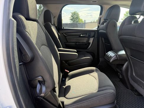 Used 2016 GMC Acadia SLE AWD/4WD image 20