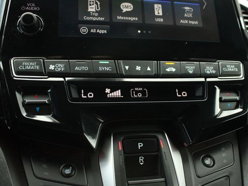 Used 2024 Honda Odyssey Sport image 48