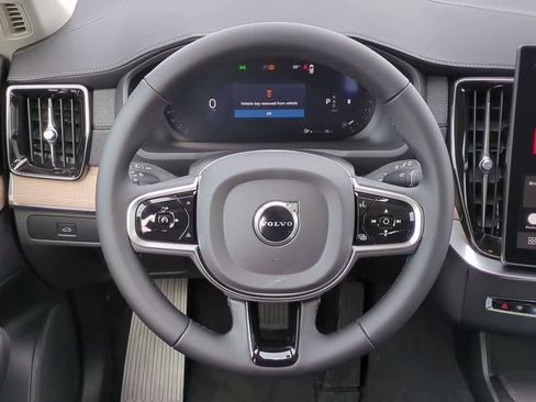 New 2026 Volvo XC90 B6 Plus w/ Protection Package Premier image 22